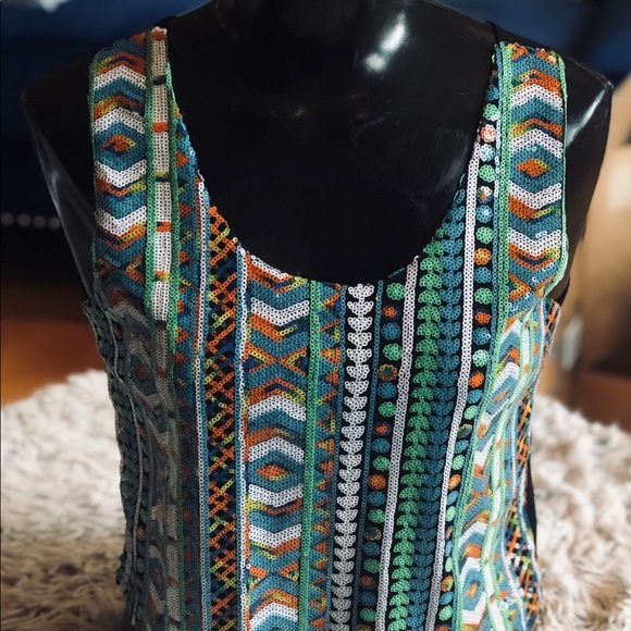 Multi-Colored Sequin Aztec Sleeveless Crop Top - Picture 6 of 7